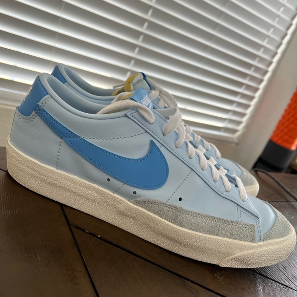 Men's Nike Blazer Low '77 Vintage Baby Blue - Picture 4 of 6